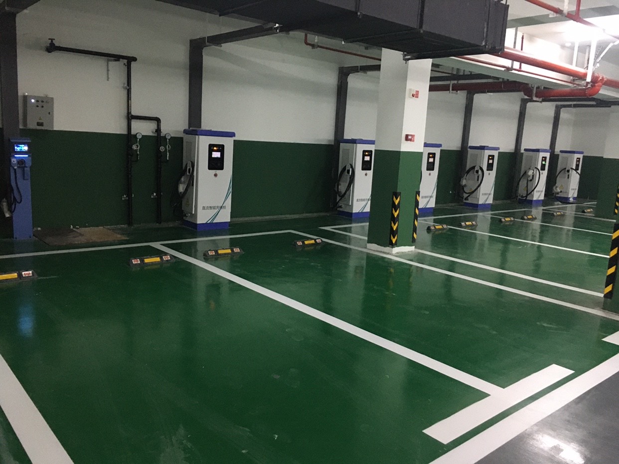 富陽區(qū)銀湖小學(xué)汽車充電樁項目
